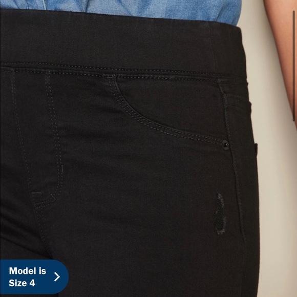 NWOT Old navy distressed rockstar jeggings - Picture 3 of 6